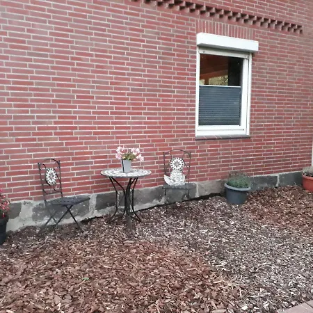 Nicki's Ferien Oase Сasa de vacaciones *